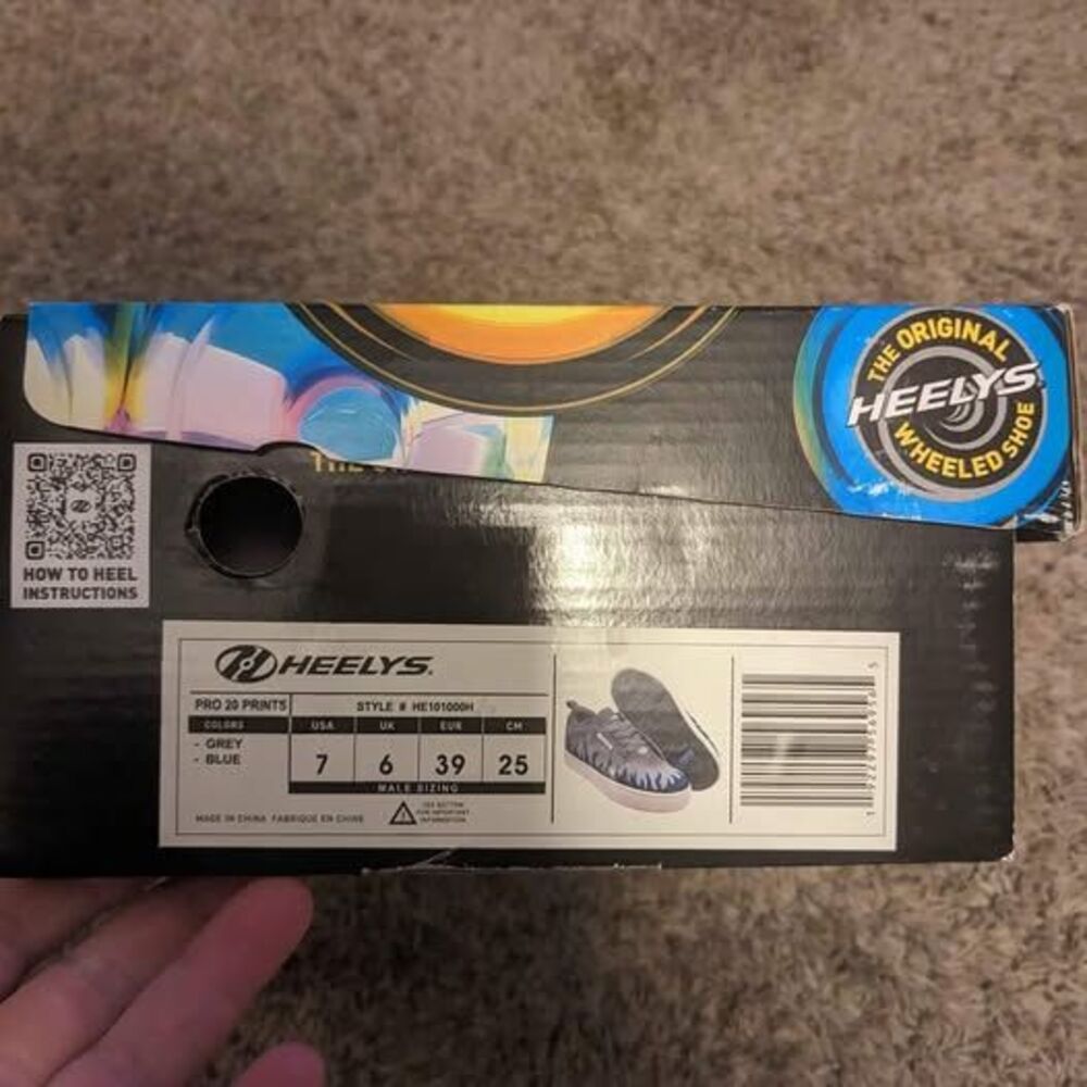 Heelys size 7 big boys - Like New - Picture 3 of 5